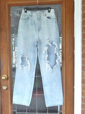 PacSun 90’s Boyfriend Jeans Size 30